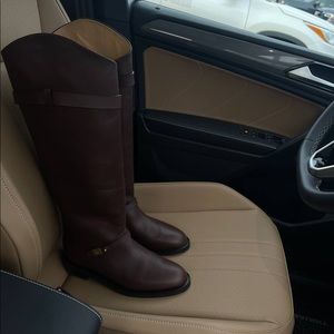 SADDLE BOOT, ESPRESSO
Made by hand in Italy